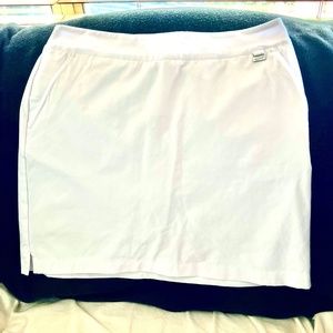 Greg Norman Women's Golf Skort in White